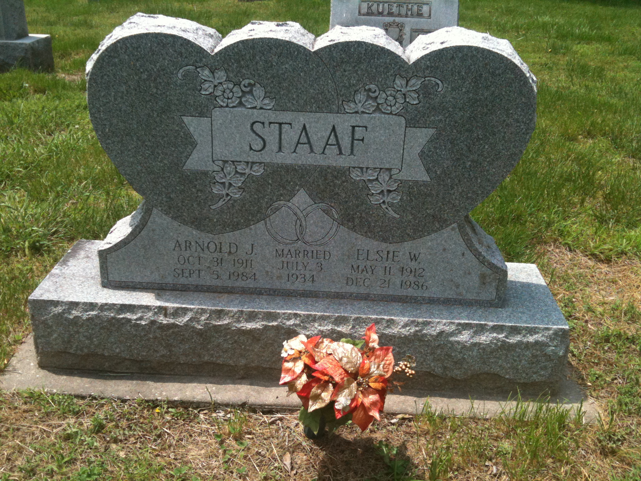 Arnold J. and Elsie W. Staaf Headstone