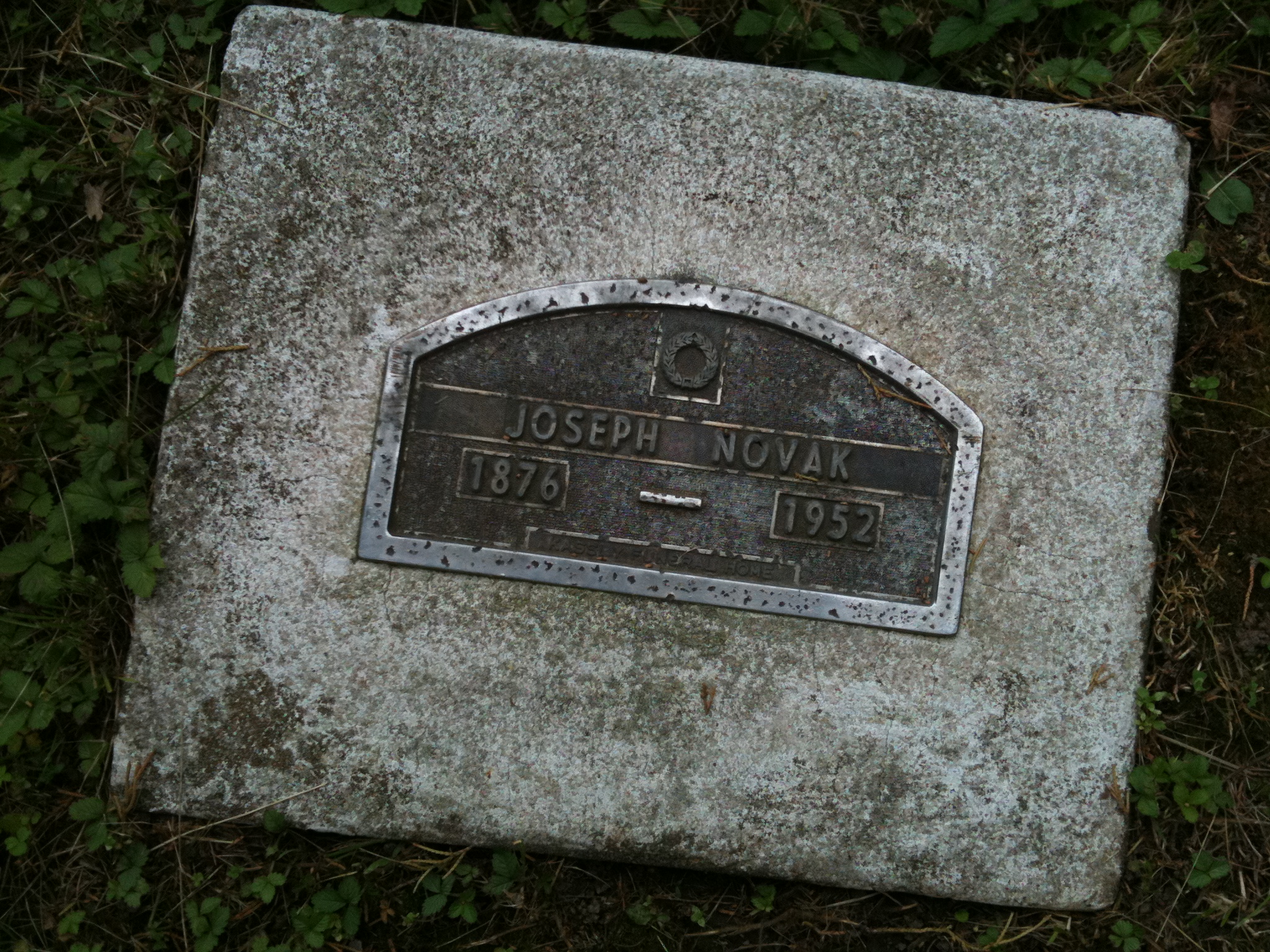 Joseph Novak (older) Headstone