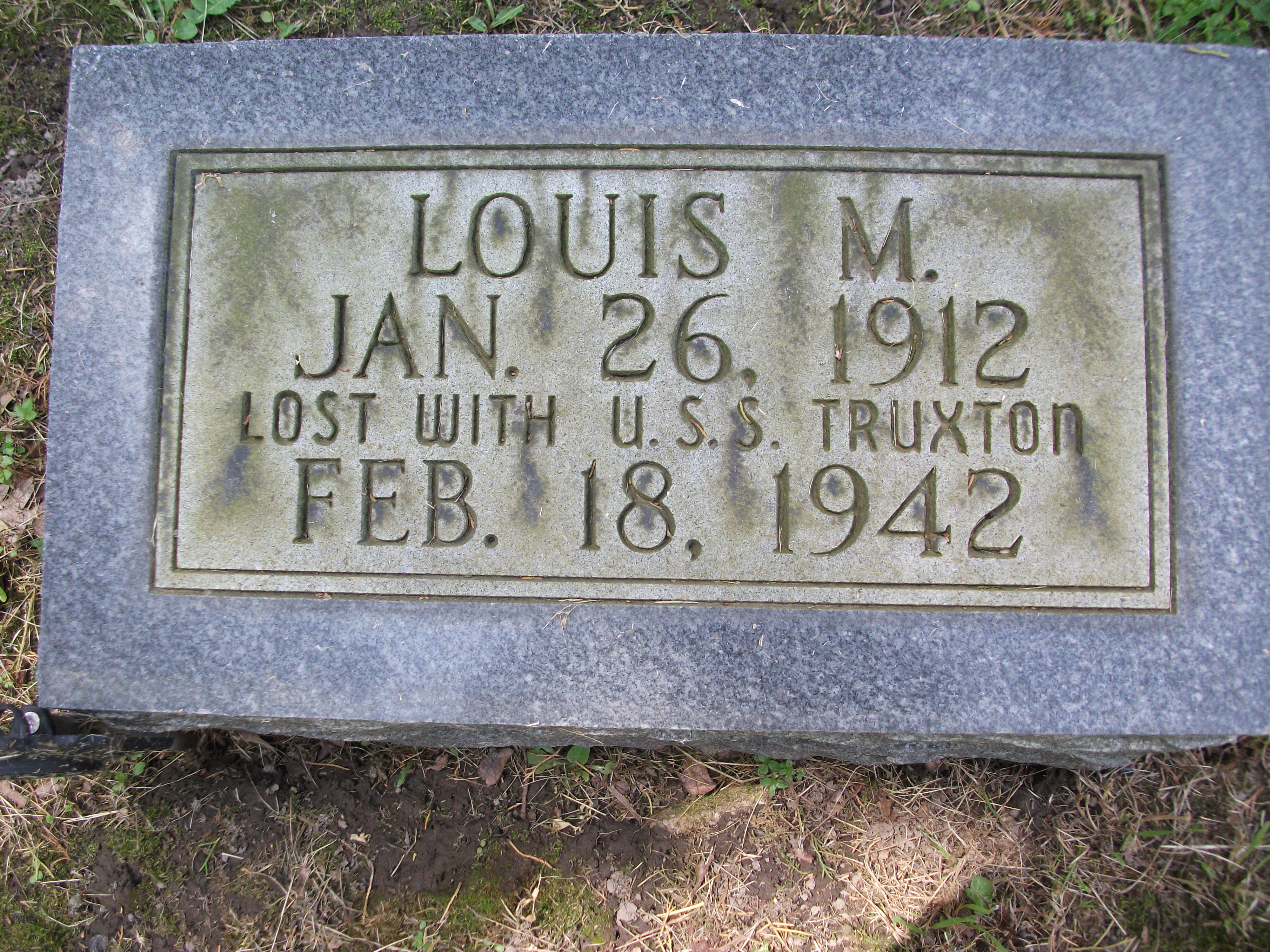 Louis M. Loehnberg  Headstone