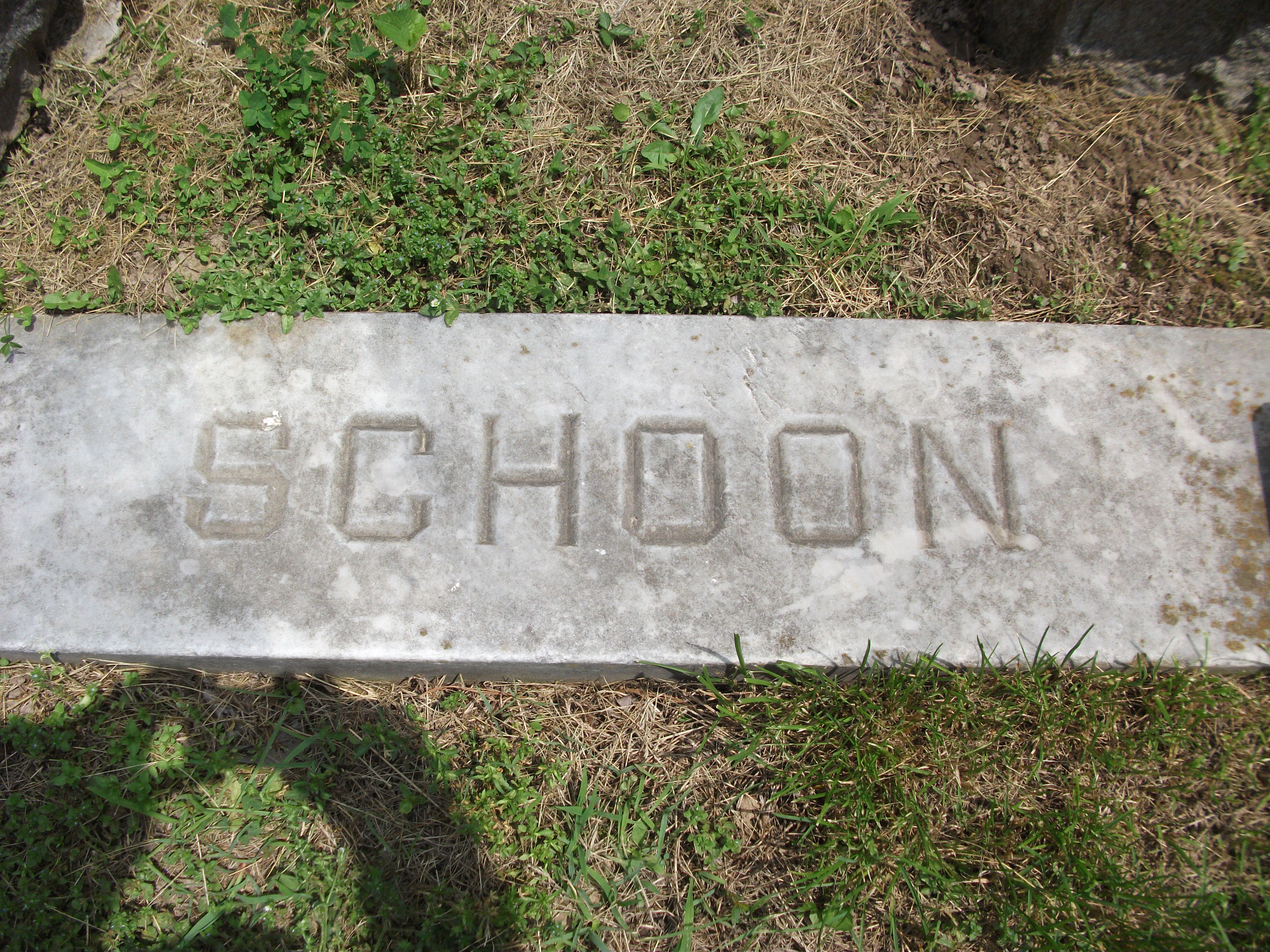Schoon Headstone