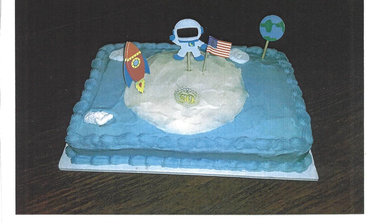 cake - moon landing