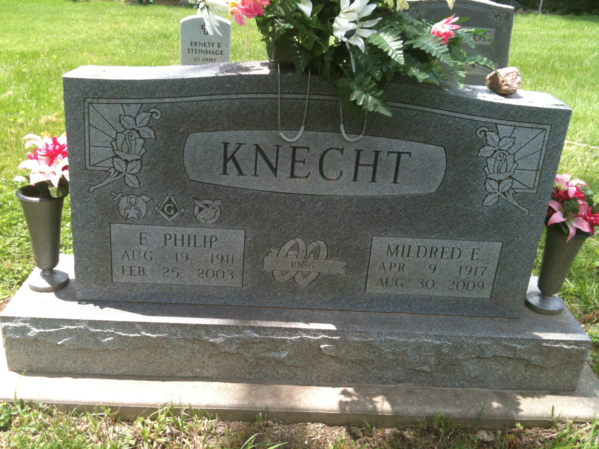 E. Philip and Mildred E. Knecht Headstone