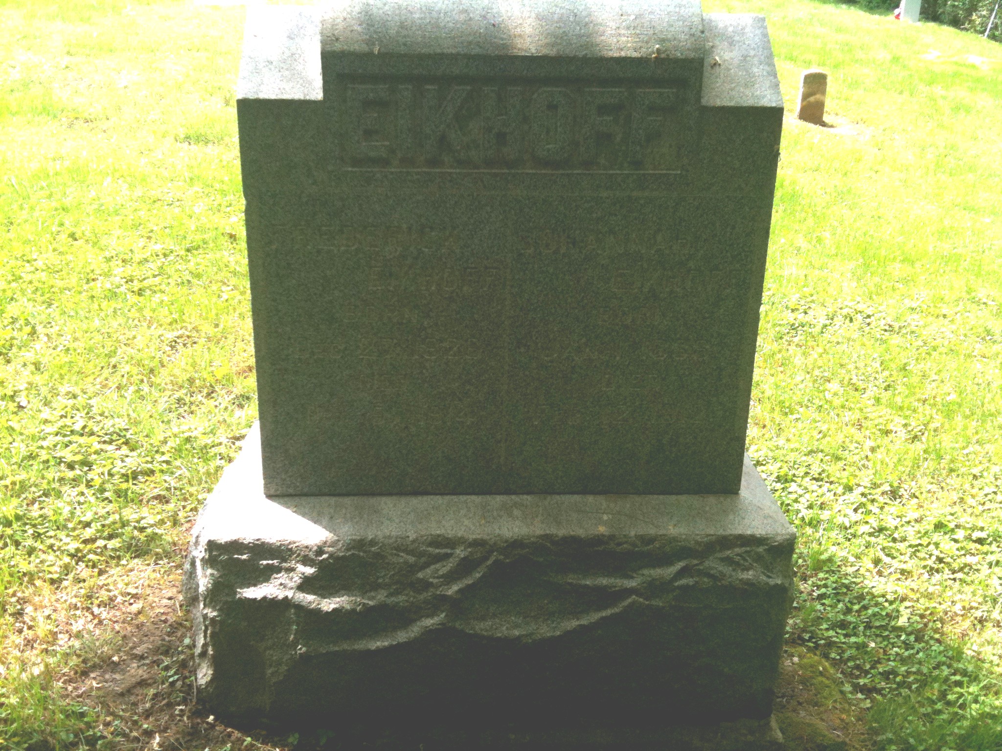 Frederick and Johanna Elkhoff Headstone