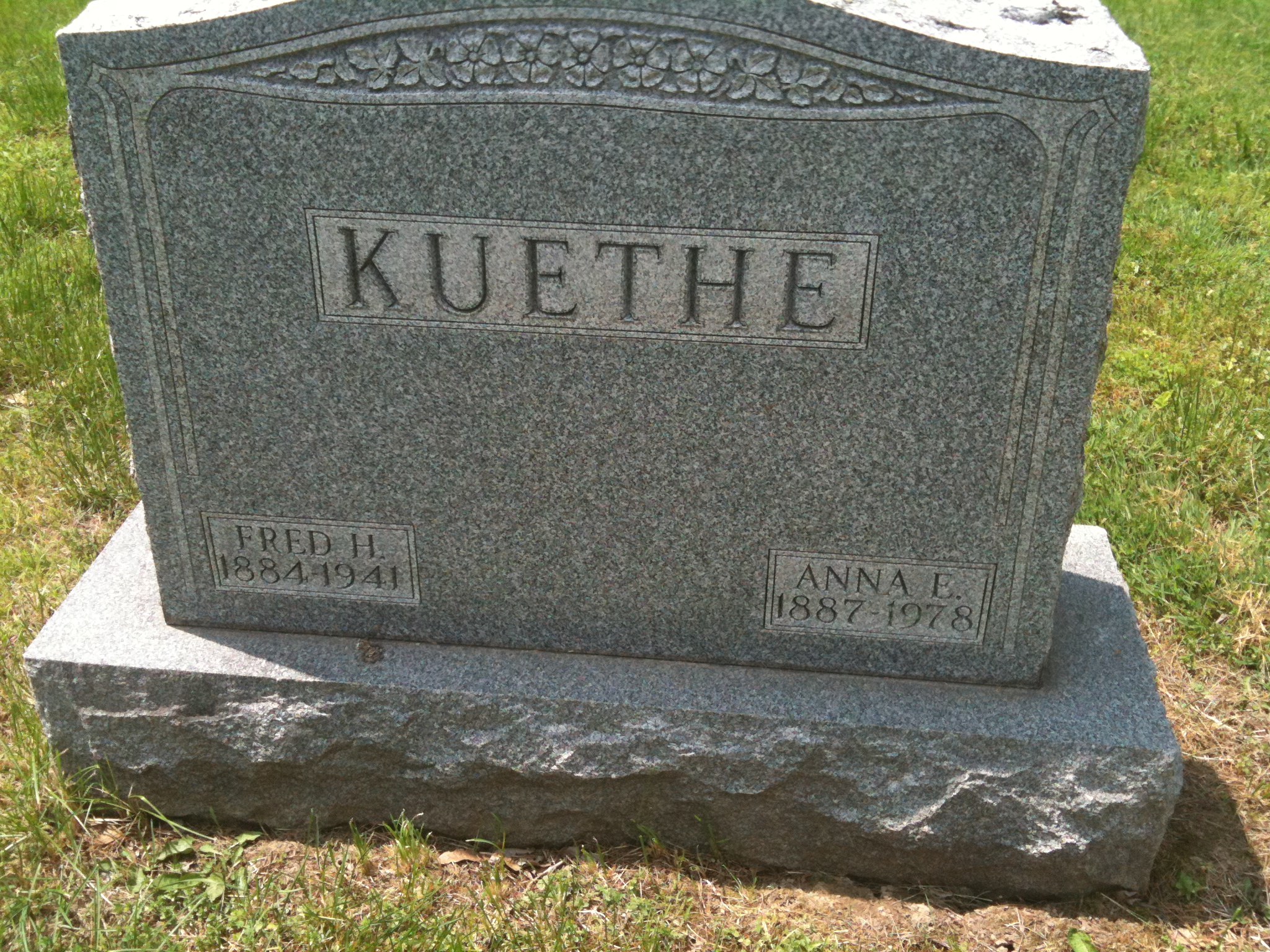 Fred H. and Anna E. KuetheHeadstone